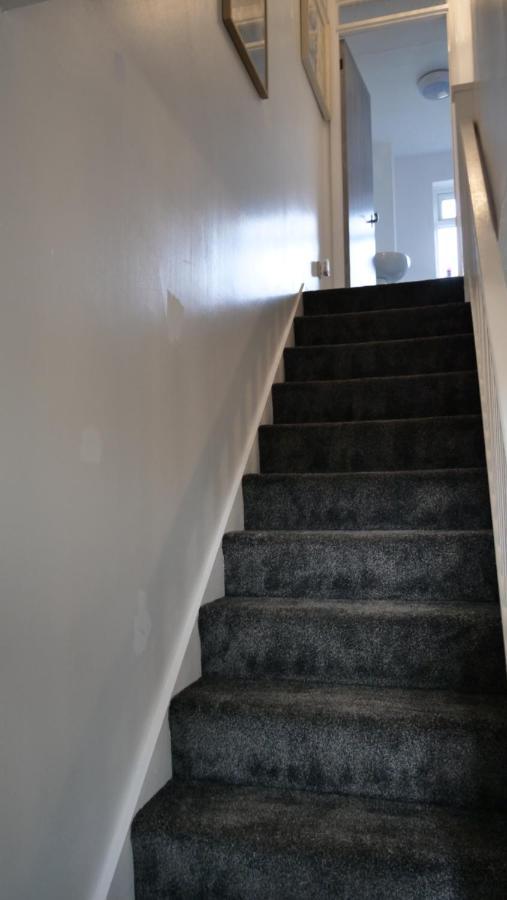 Milton Keynes Luxury Short Stay House With Wifi And Free Parking Wolverton  Экстерьер фото